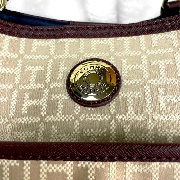 Tan Brown Tommy Hilfiger Tote Handbag - Picture 4 of 7